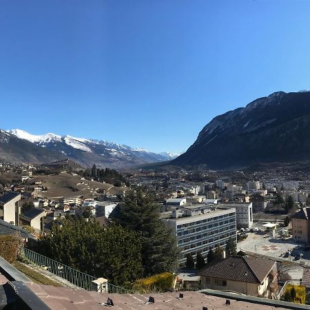 Les Murets Bed and Breakfast Sierre Esterno foto