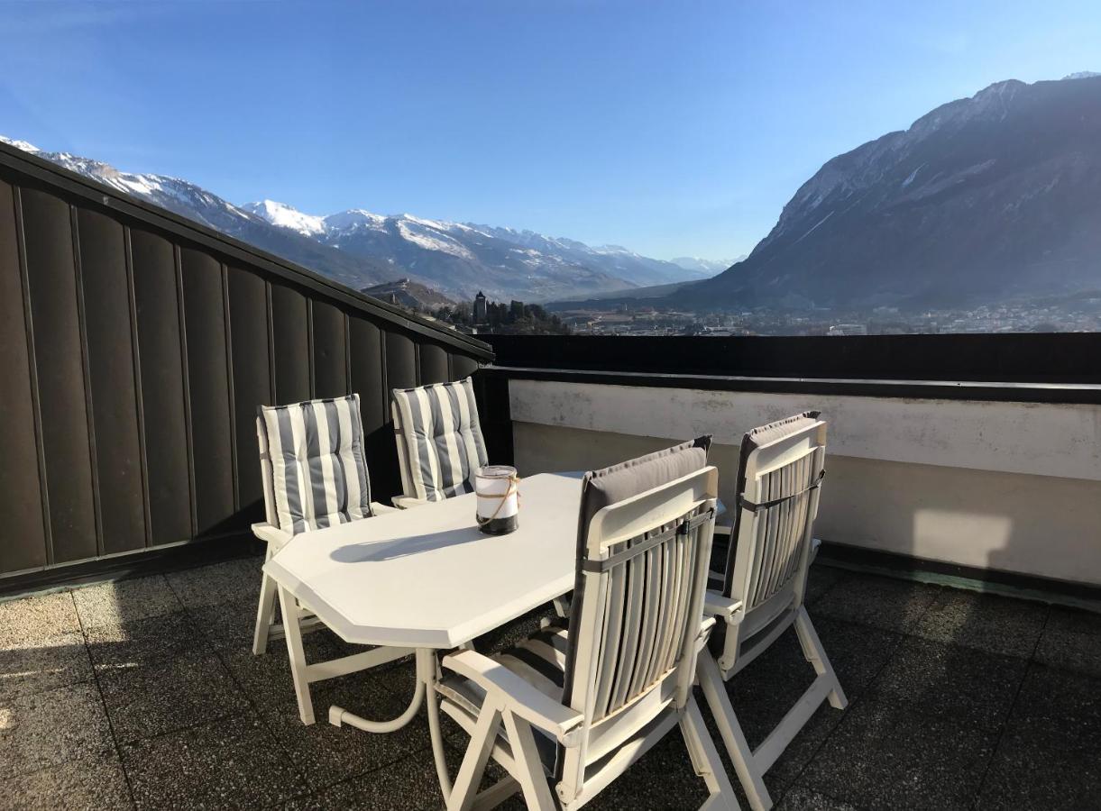 Les Murets Bed and Breakfast Sierre Esterno foto